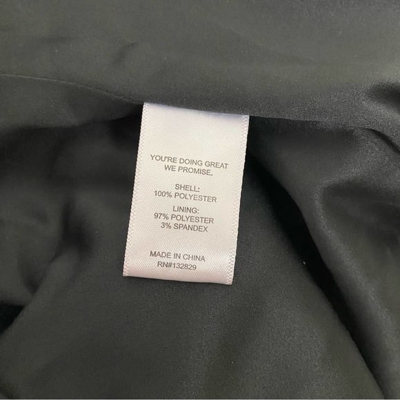 LPA Dolman Wrap Top in Austin Print - Picture 5 of 7